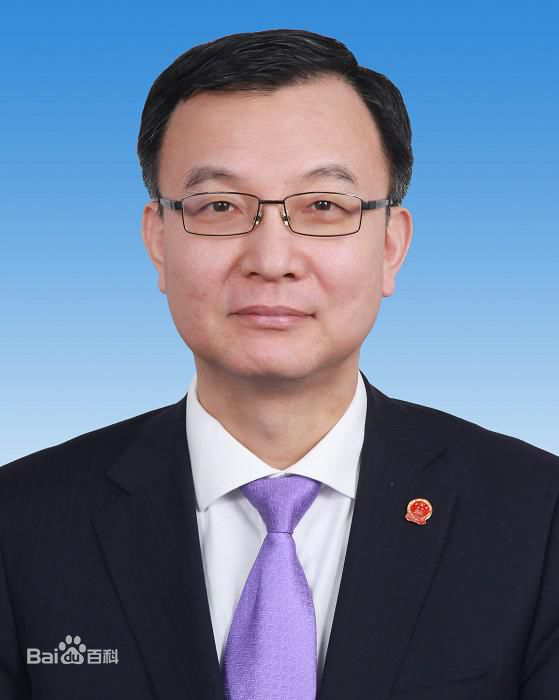 周  波(图1)
